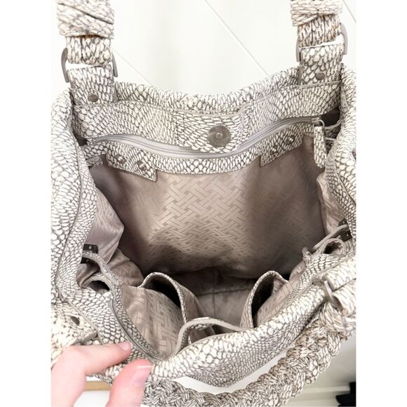 Cole Haan Medium Tote B23878 White Black Laury Cobra Purse Bag Snakeskin - Picture 8 of 9